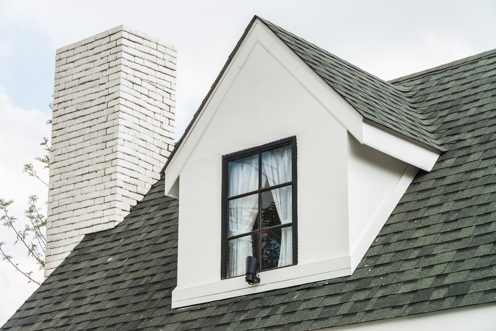Residential roof construction and repair project in Denver, CO